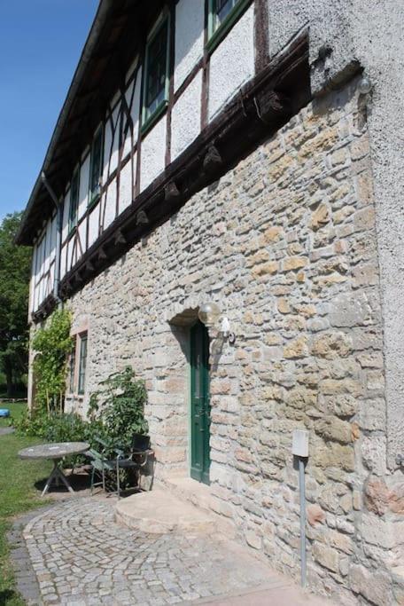 Ruhige Ferienwohnung Im Gutshaus Niederorschel Luaran gambar